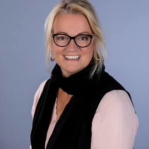 Meet your Posher, Martina